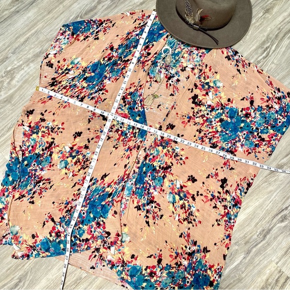 Beautiful floral LOVE Stitch Gypsy floral boho cape/wrap w prairie/country vibe - Picture 11 of 11